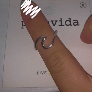 brand new pura vida ring
